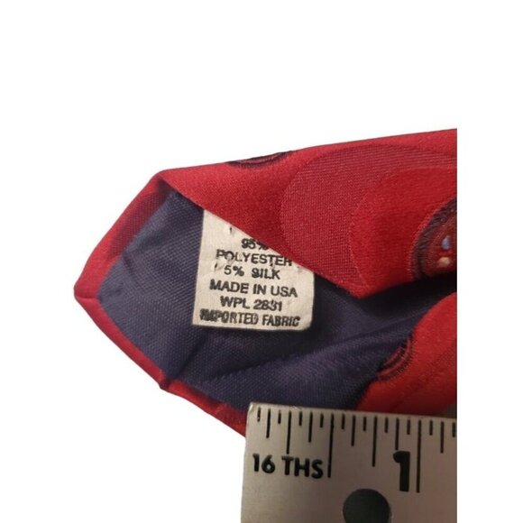 Vintage Halston Men's Red Paisley Polyester & Silk Tie - Picture 3 of 4